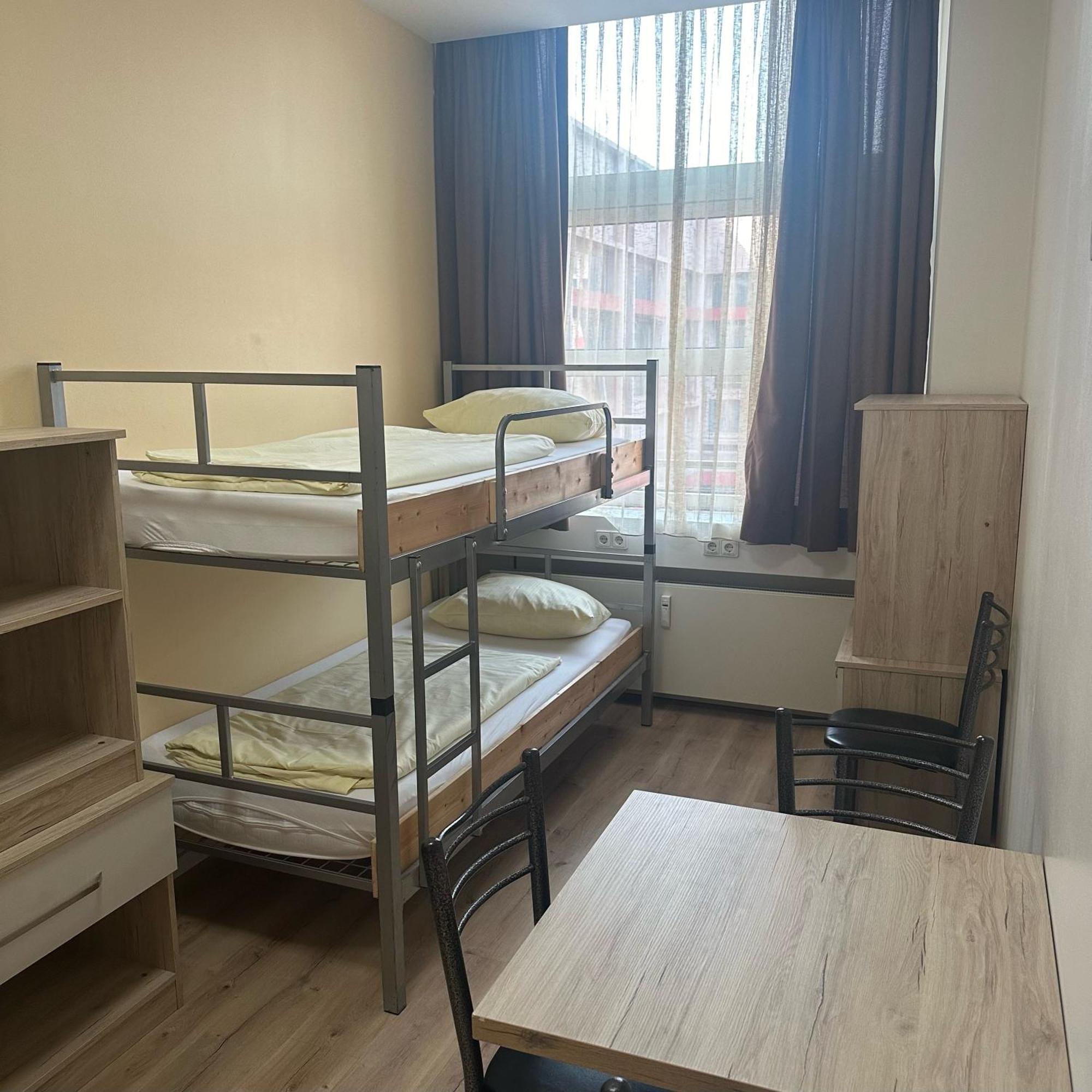 מינכן Low Budget Hostel מראה חיצוני תמונה